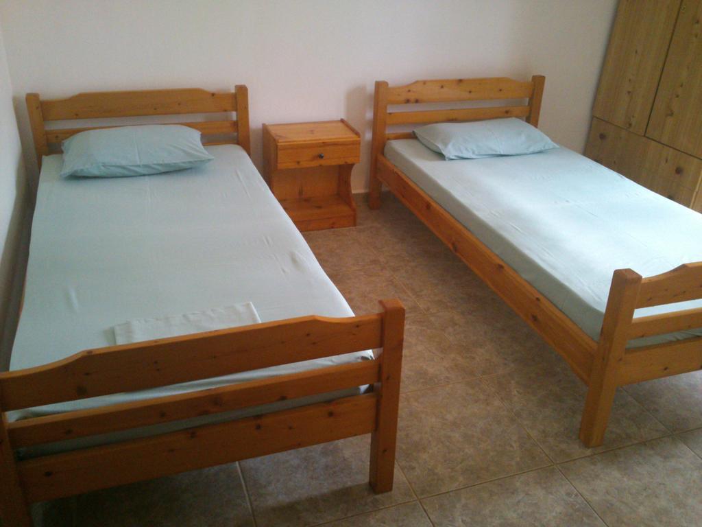 Kalaitzis Kalyves Polygyrou